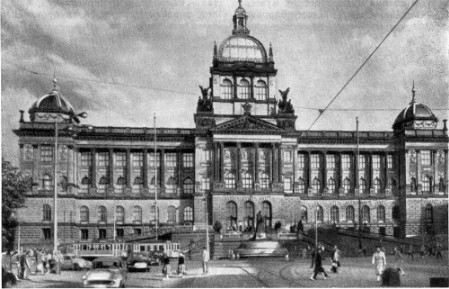 Прага. Национальный музей, 1884—1886 гг. И. Шульц. Общий вид
