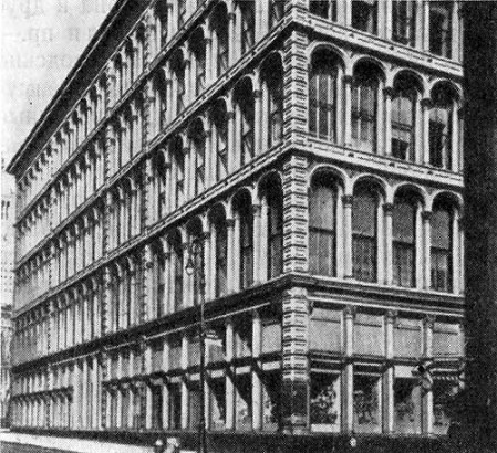 Здание магазина, построенного по системе Богардуса в 1860 г. Д. Келлум